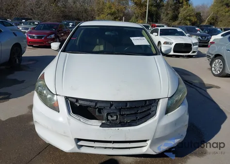 2012 Honda Accord 2.4 Se из США, поврежденный, VIN 1HGCP2F68CA102954